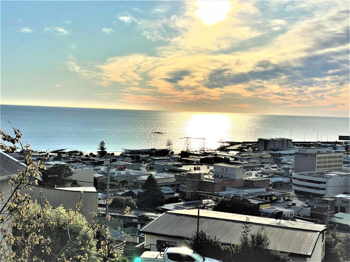 Oakleigh House Ξενοδοχείο Burnie Εξωτερικό φωτογραφία